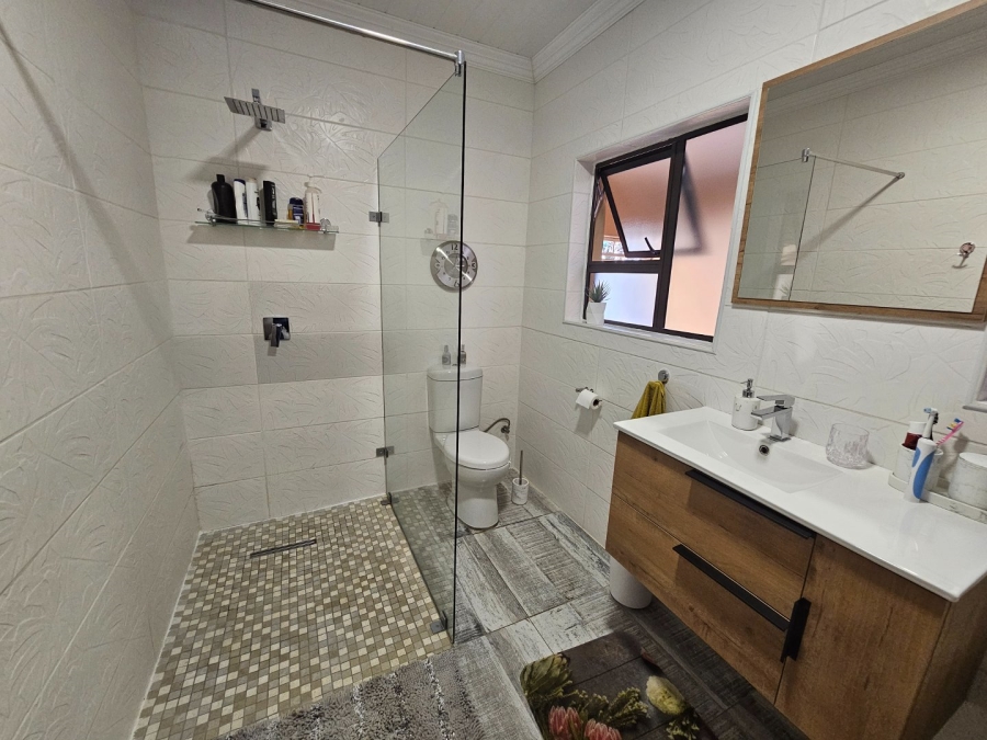 5 Bedroom Property for Sale in Panorama Free State